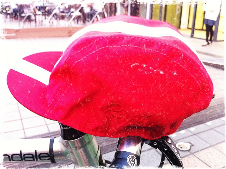 casquette de cycliste Rapha